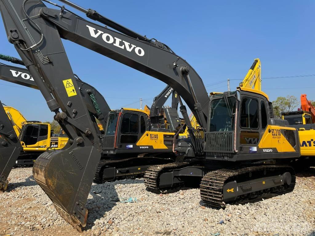 Volvo 210 Pásové rýpadlá