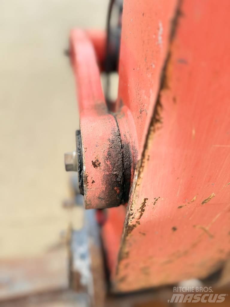 Kubota KX 080-4 Midi rýpadlá 7 t - 12 t