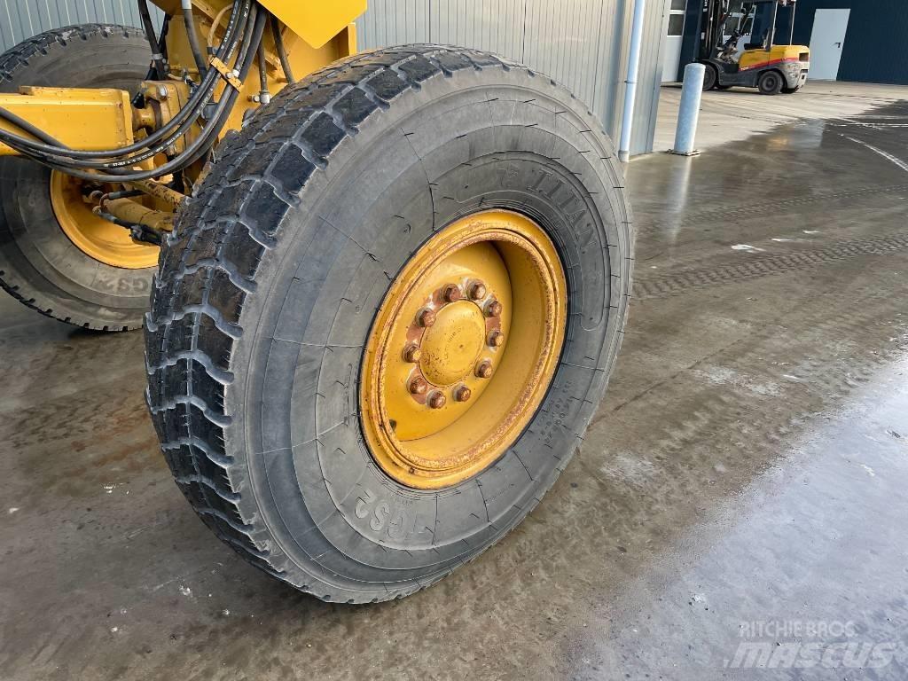 CAT 160M (140) Grejdery