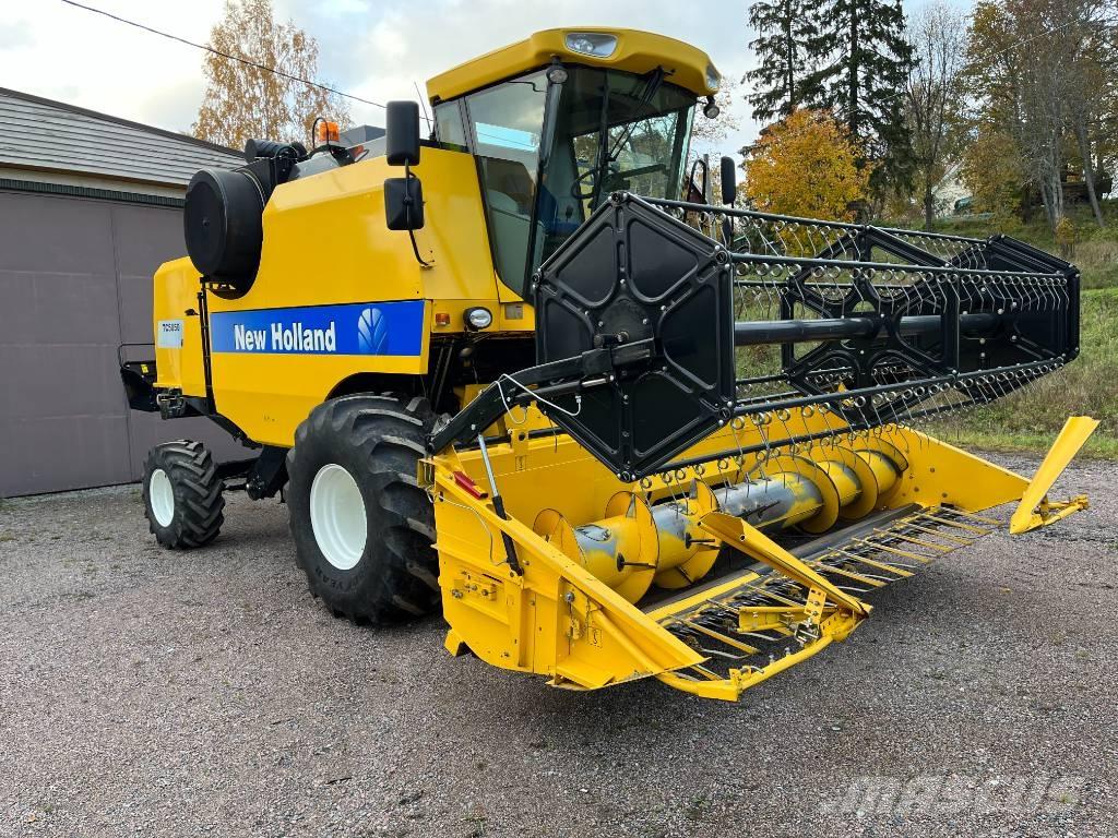 New Holland TC 5050 Kombinované zberacie stroje