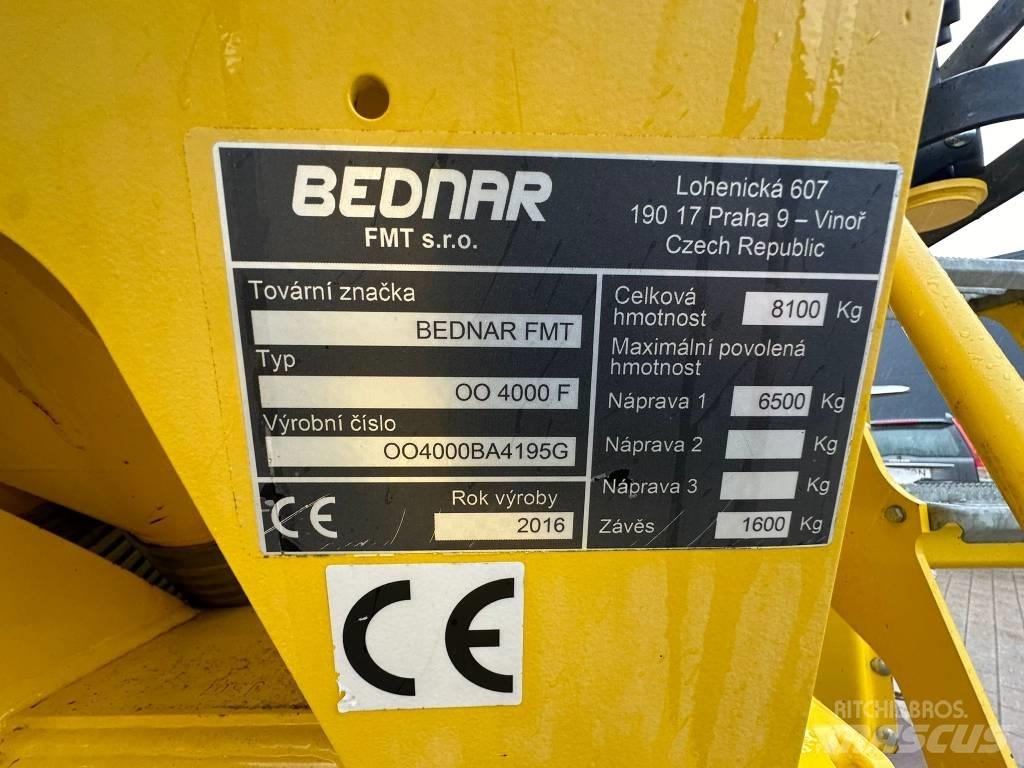 Bednar 4000F Mechanické sejačky