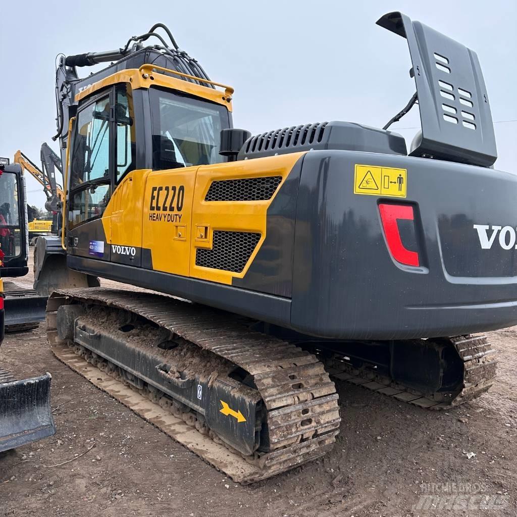 Volvo EC 220 DL Pásové rýpadlá