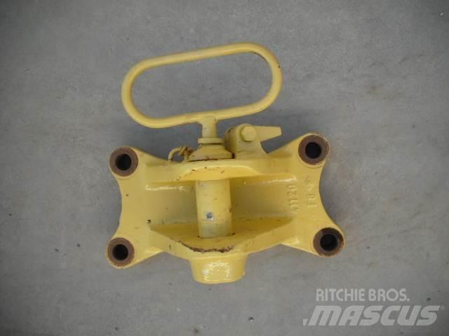 Komatsu D51 Pásové dozéry