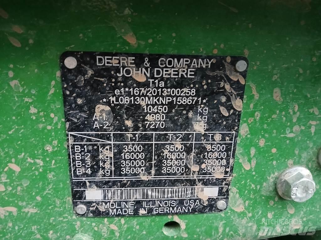 John Deere 6130M Traktory