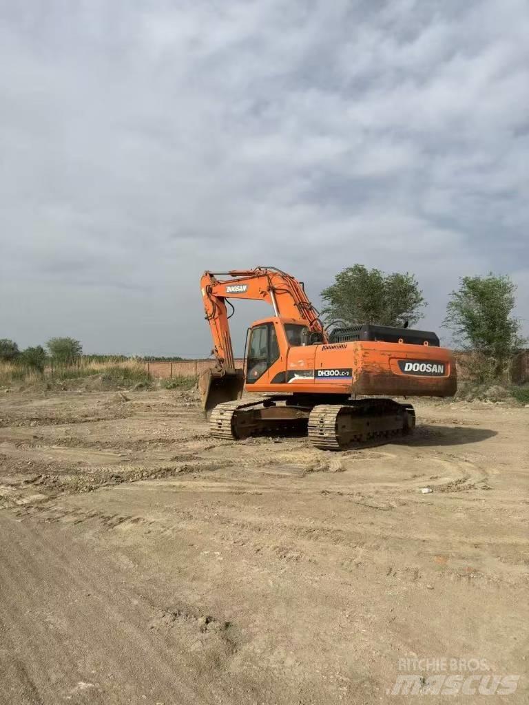Doosan DH 300 LC-7 Pásové rýpadlá