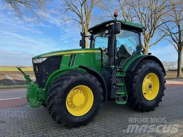 John Deere 7310 R Traktory