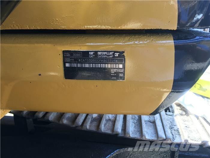 CAT 320 C L Pásové rýpadlá