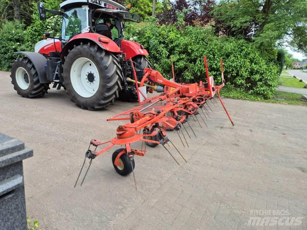 Kuhn GF 8501 MHO Obracače a zhrabovače sena
