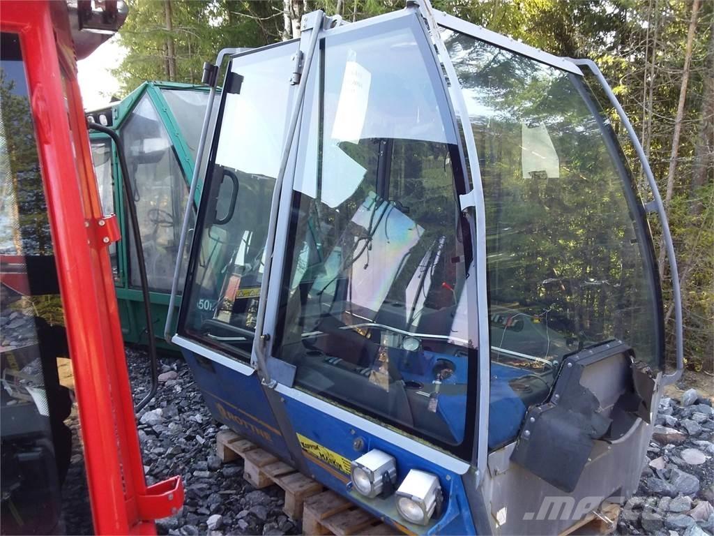Rottne F18 Kabíny a interiér