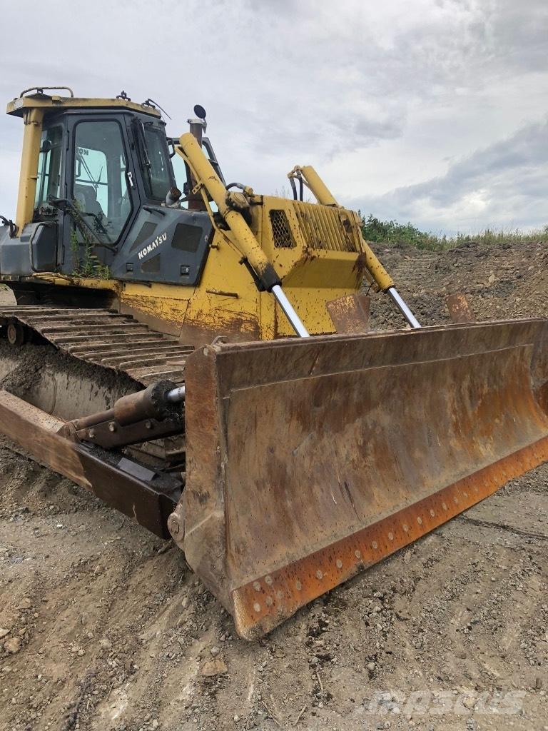 Komatsu D 65 PX-12 Pásové dozéry