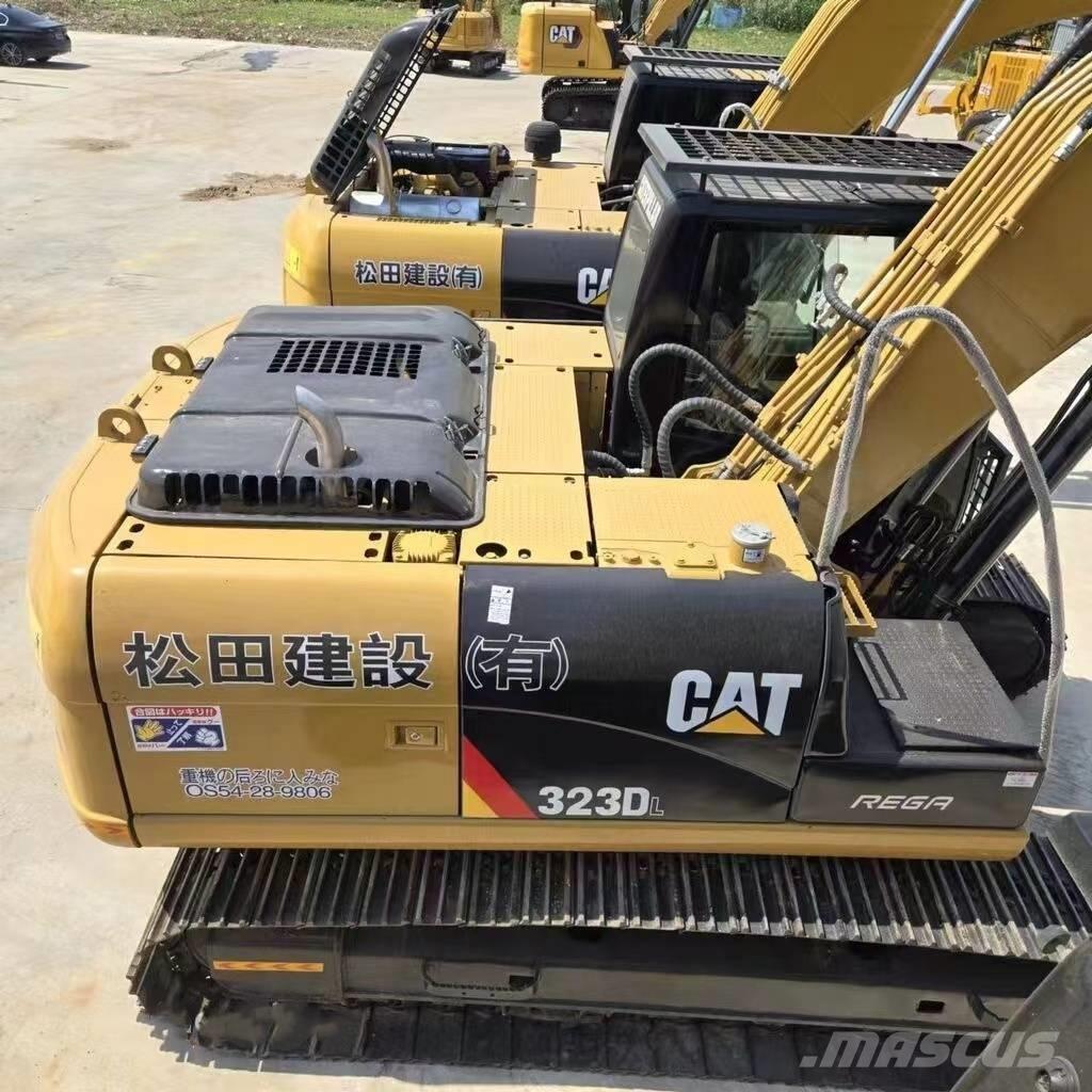 CAT 323 D L Pásové rýpadlá