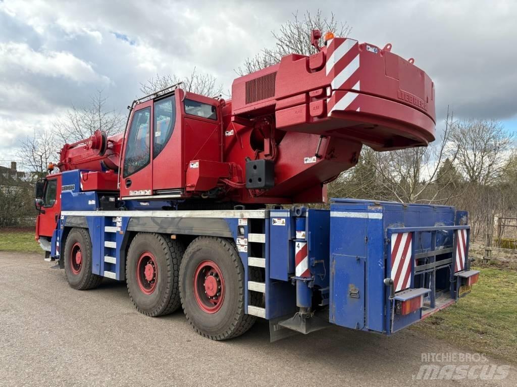 Liebherr LTM1060-3.1 Univerzálne terénne žeriavy