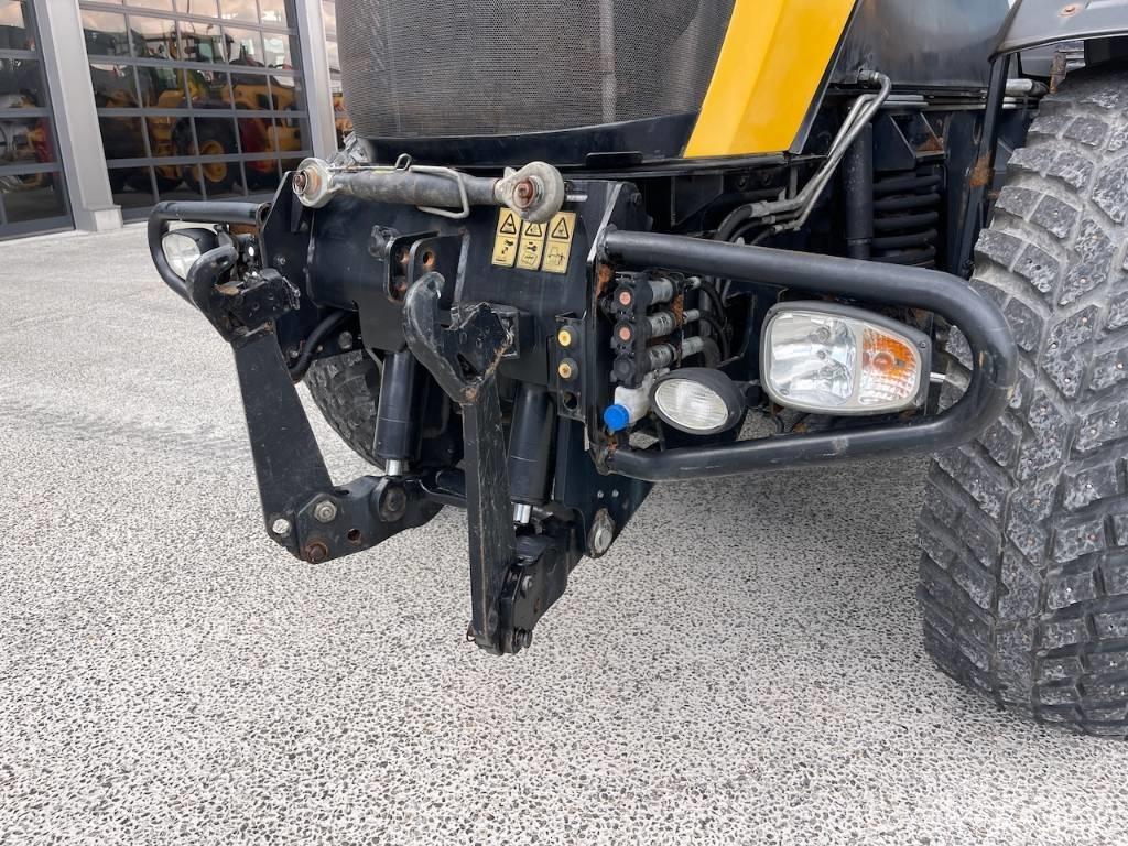 JCB Fastrac 8250 Traktory