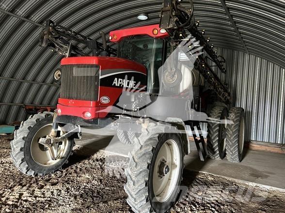 Apache AS1010 Samohybné postrekovače