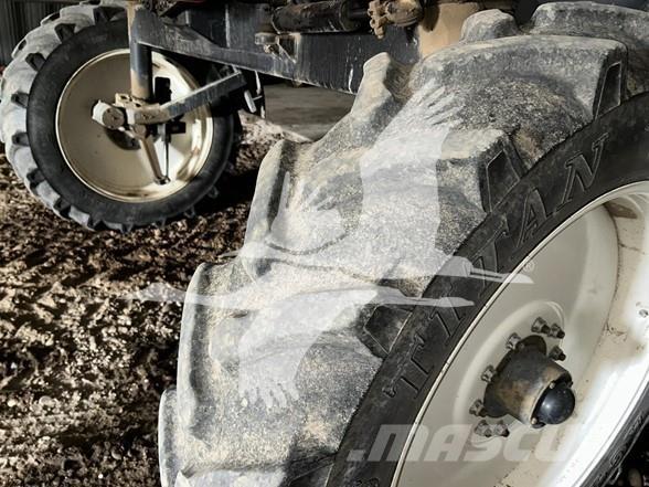 Apache AS1010 Samohybné postrekovače