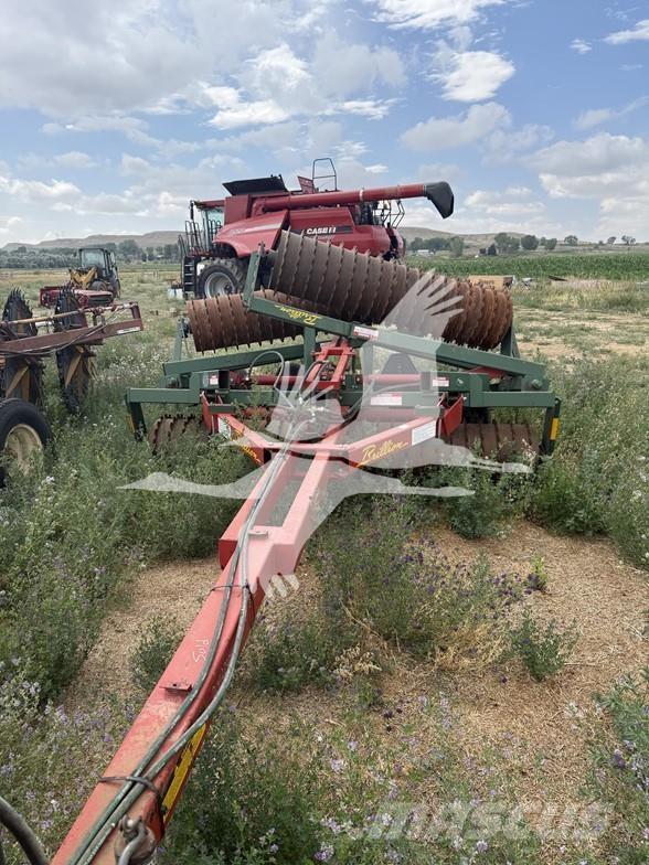 Brillion X108 Ďalšie stroje na spracovanie pôdy a príslušenstvo