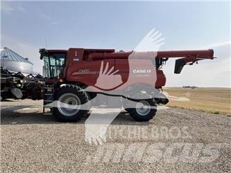 Case IH 8250 Kombinované zberacie stroje