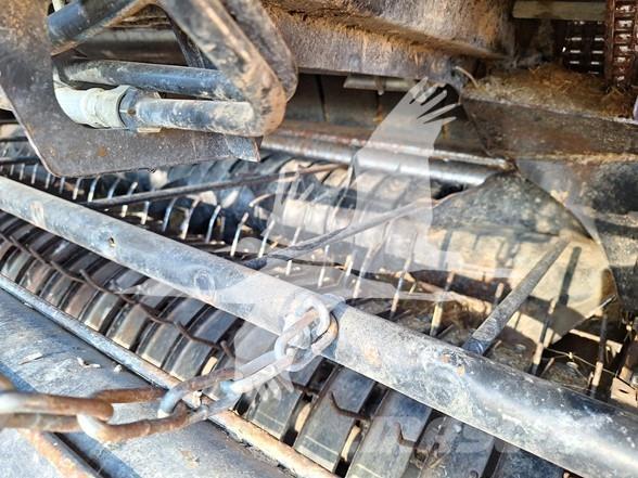 Case IH RB565 Lisy na okrúhle balíky