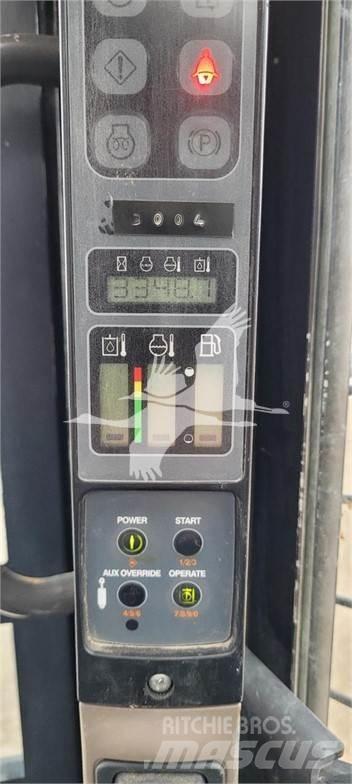CASE TR320 Šmykom riadené nakladače