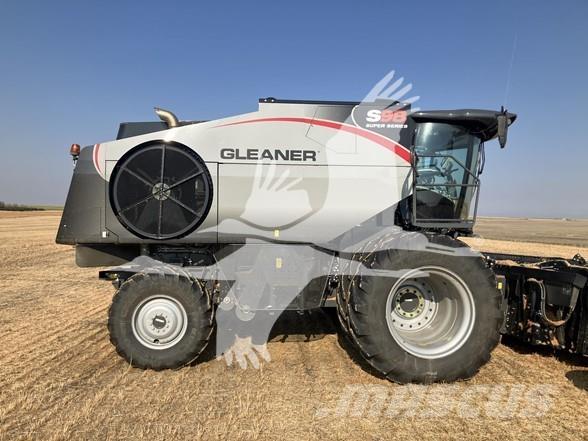 Gleaner S98 Kombinované zberacie stroje