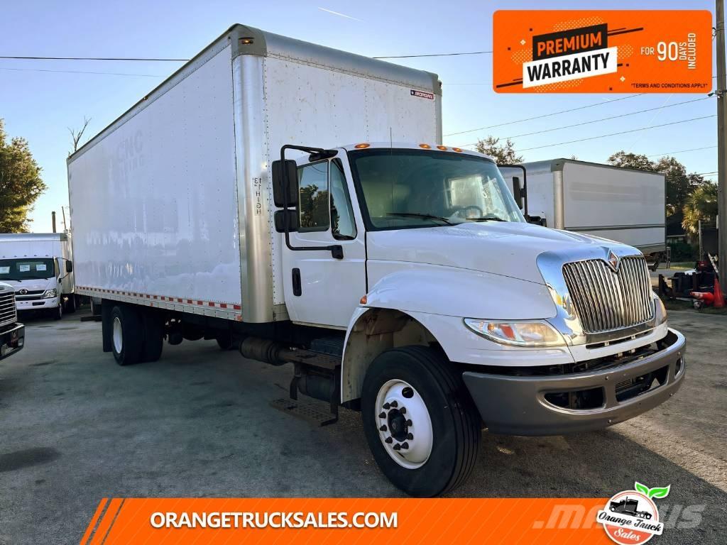 International 4300 Skriňová nadstavba