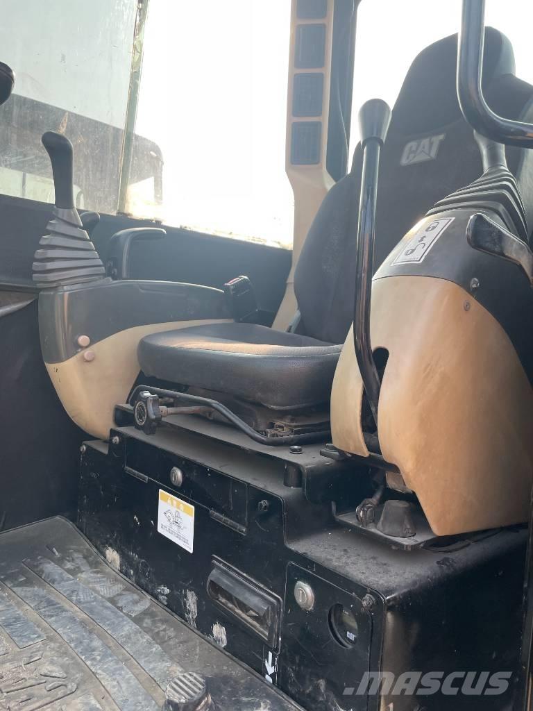 CAT 306 Mini rýpadlá < 7t