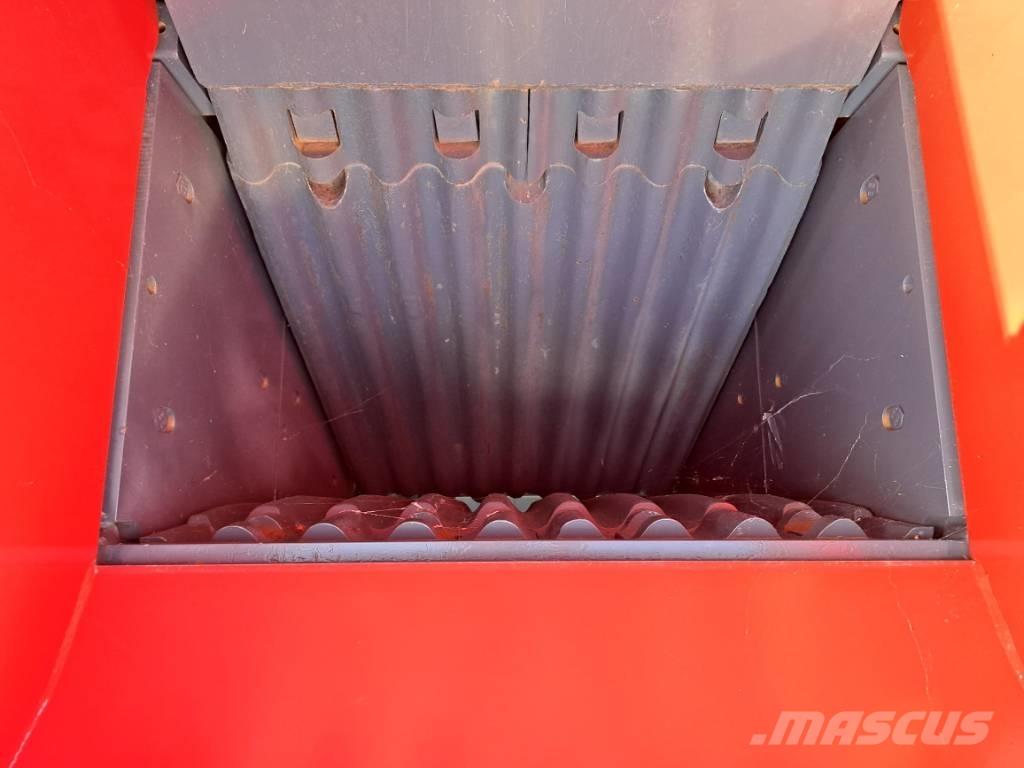 Finlay J 960 Mobilné drviče