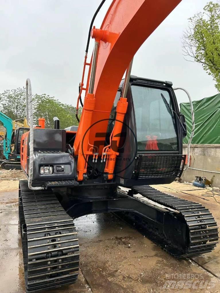 Hitachi ZX 120-6 Midi rýpadlá 7 t - 12 t
