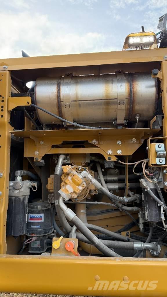CAT 340 Pásové rýpadlá