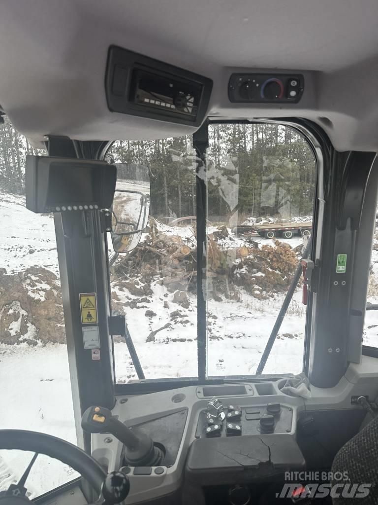 CAT 950 Kolesové nakladače