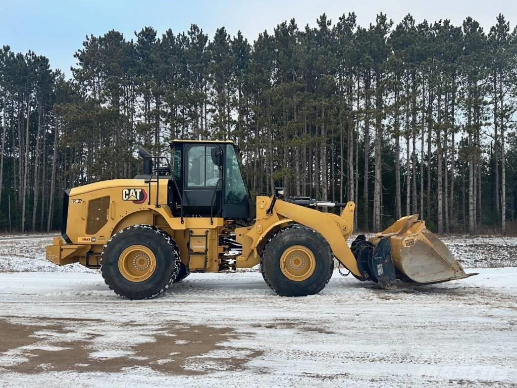 CAT 950 Kolesové nakladače