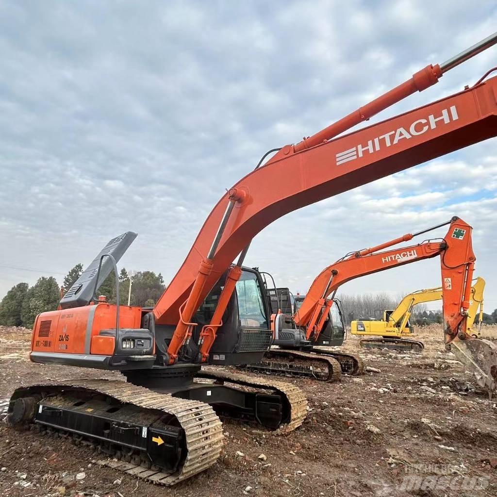 Hitachi ZX 240 Pásové rýpadlá