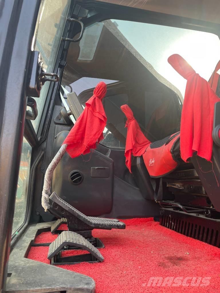 Sany SY 235 Pásové rýpadlá