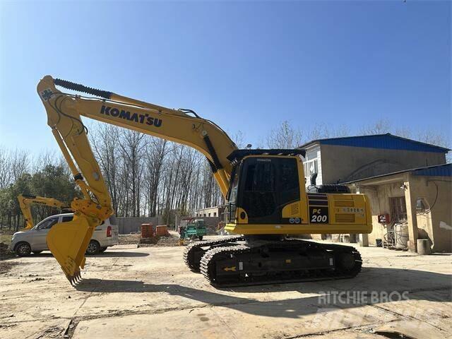 Komatsu PC200-8 Pásové rýpadlá
