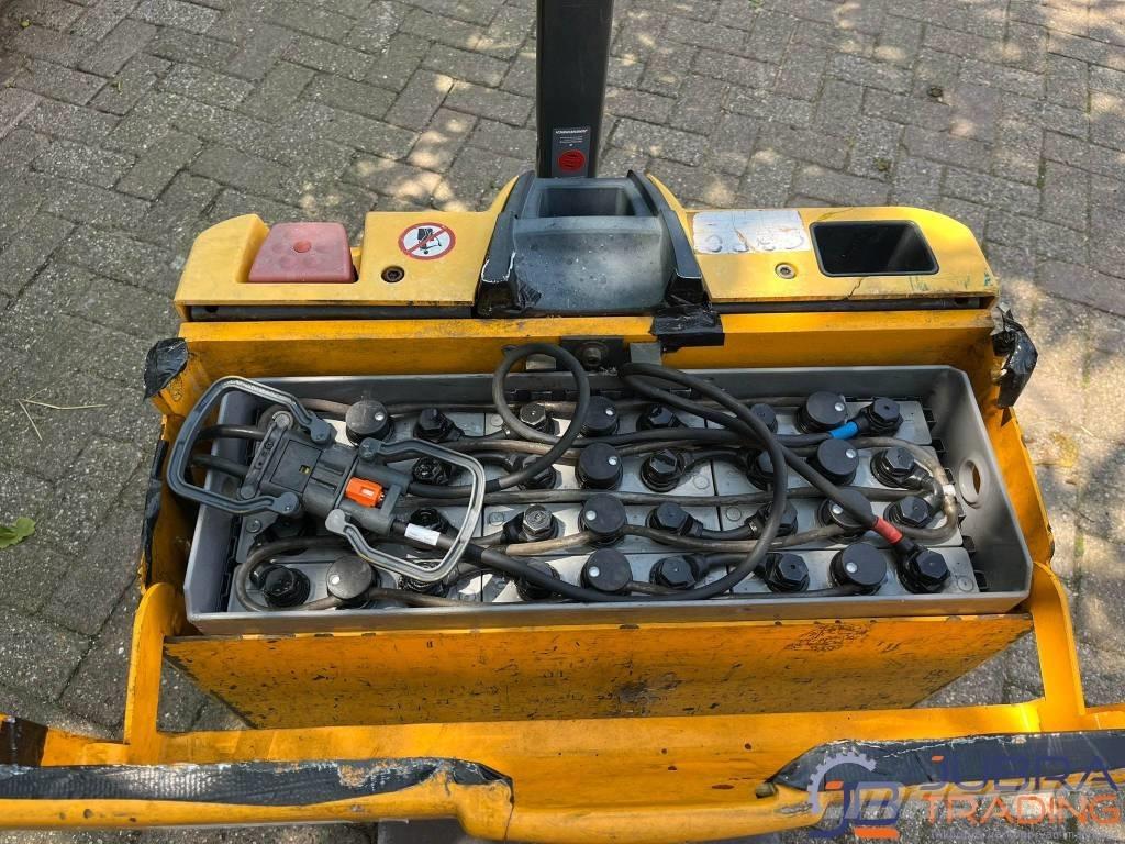 Jungheinrich EJE 118 Ručne vedené vysokozdvižné vozíky