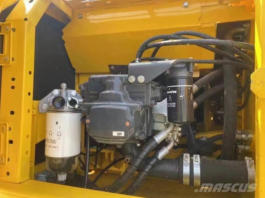 Komatsu PC 200-8 Midi rýpadlá 7 t - 12 t
