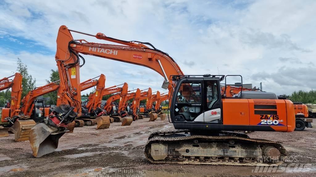 Hitachi ZX250LC-6 Pásové rýpadlá