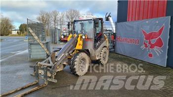 Mecalac AX 700 Kolesové nakladače