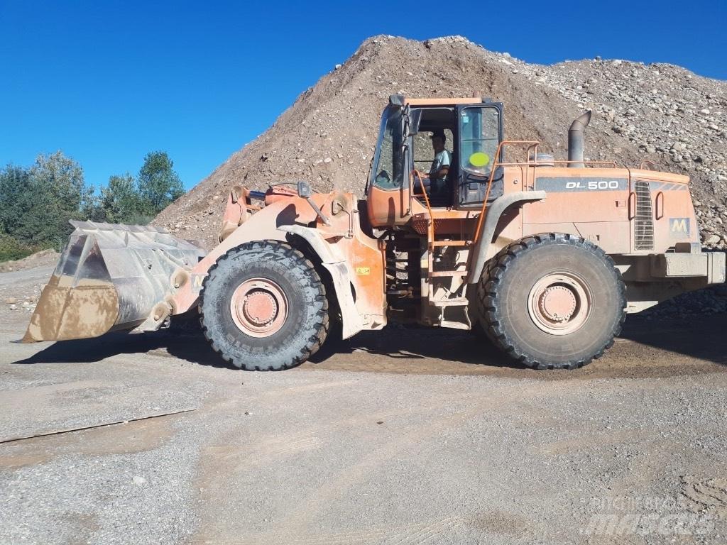 Doosan DL 500 Kolesové nakladače