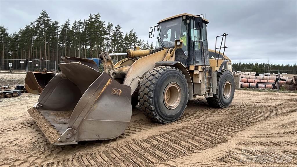 CAT 962H Kolesové nakladače