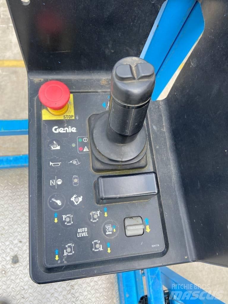 Genie GS 4390 Nožnicové zdvíhacie plošiny