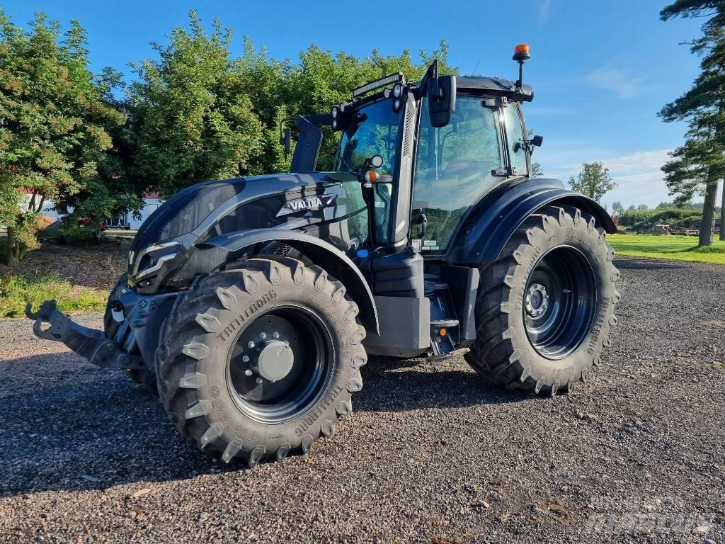 Valtra T175D Traktory