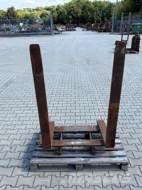 Volvo USED FORKS Vidlica