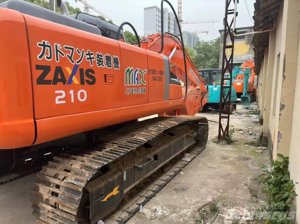 Hitachi ZX 210 Pásové rýpadlá
