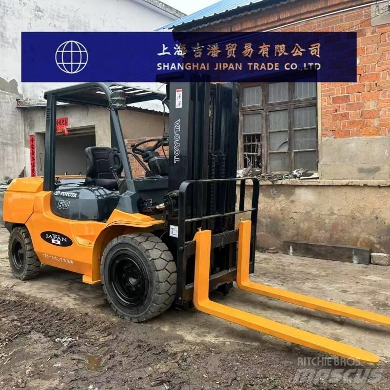 Toyota 5 ton Dieselové vozíky