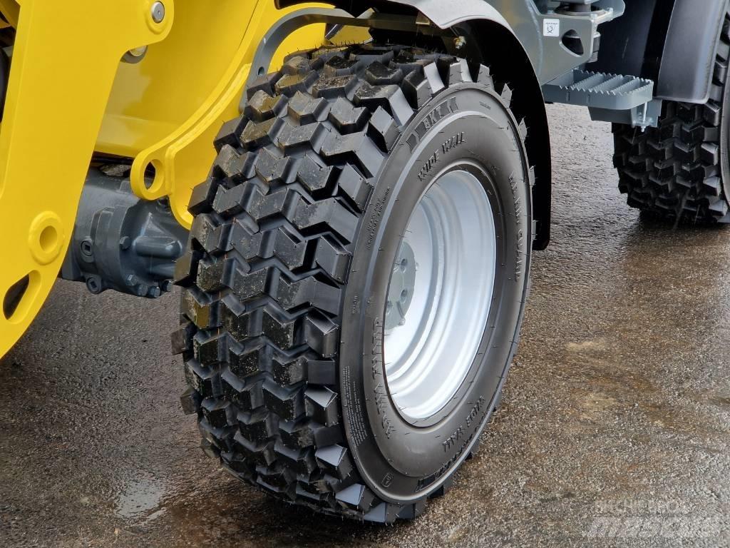 Wacker Neuson WL 38 Kolesové nakladače