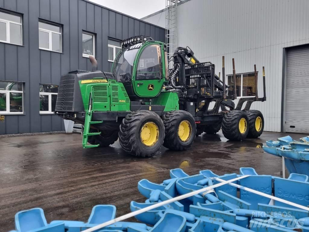 John Deere 1510 E Lesné traktory
