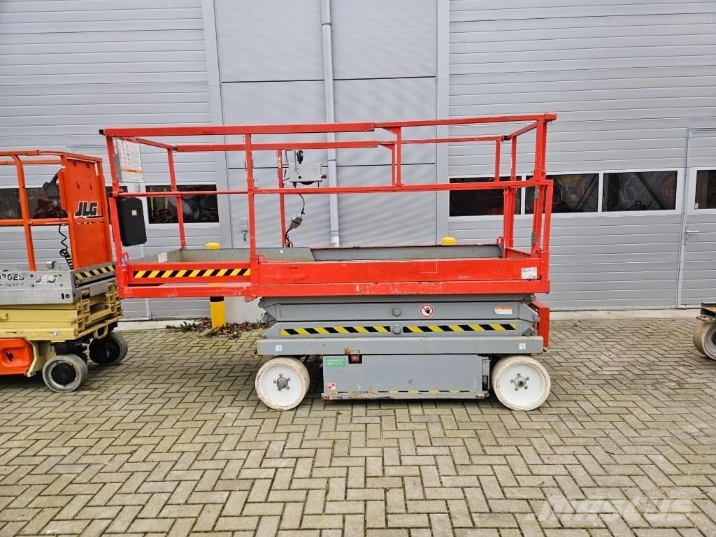 SkyJack SJ 4620 Nožnicové zdvíhacie plošiny