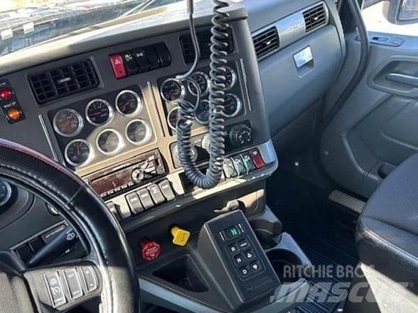 Kenworth T880 Sklápače