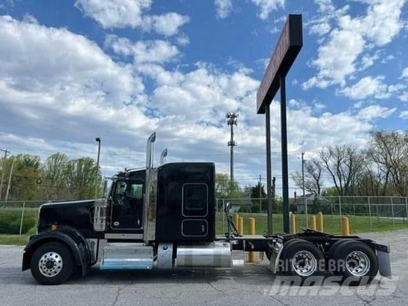 Kenworth W900L Ťahače